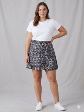 Divided size 10 floral skater skirt